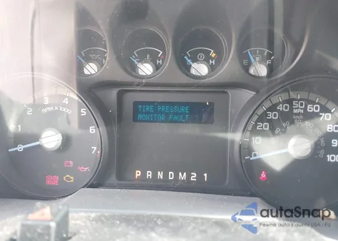 2014 Ford F-250 Xl z USA, uszkodzony, nr VIN 1FT7X2B66EEA20402